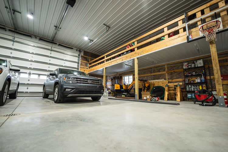 Janelle Schoonveld-Suburban-800x500-7