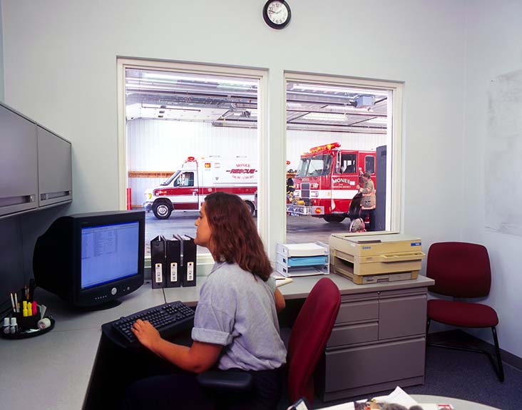 Monee FD radio_DetailImage