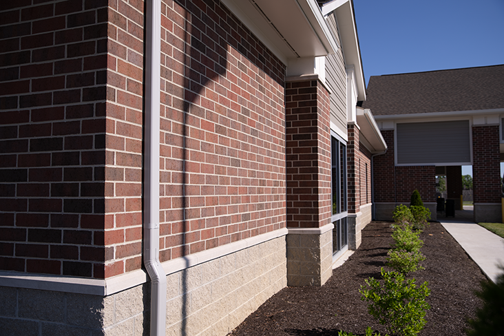 Muncie Detail 2