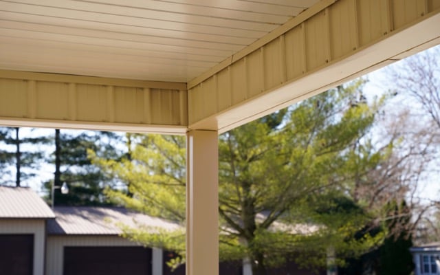 RussellLandis_Suburban_800x500_6 Medium